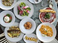  ארוחת צהריים - ספא מאייר האוס