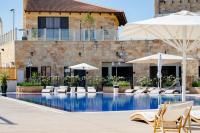  בריכה חיצונית - ספא במלון בריאה