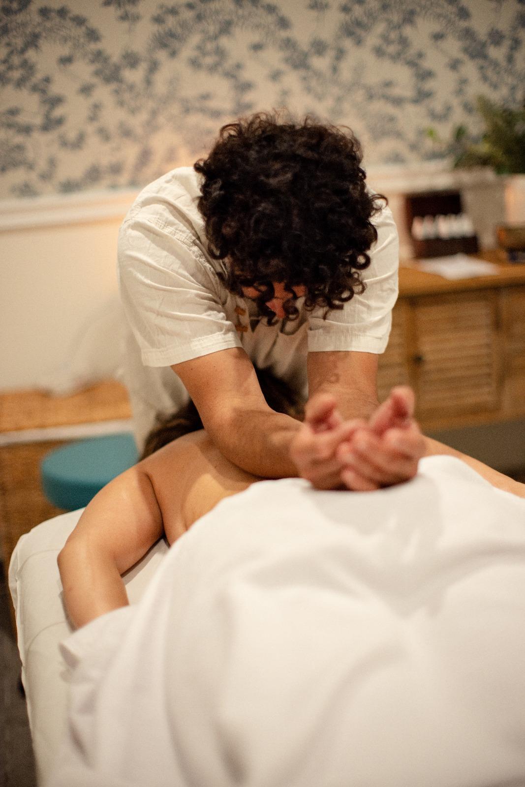    עיסוי - ספא במלון בריאה