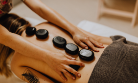  עיסוי אבנים חמות - ספא קאלמה במלון פולי אורבן