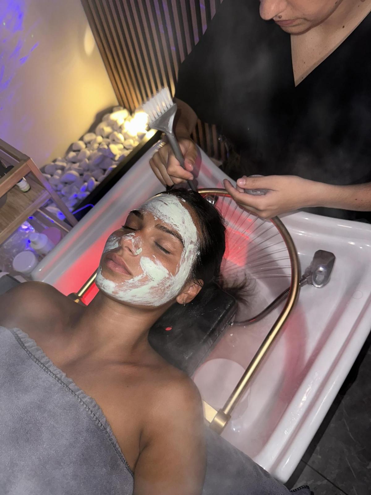  טיפול פנים - בל ספא ראש בנתניה 