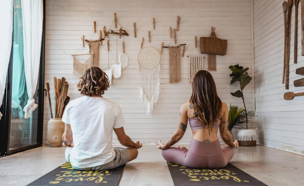  מדיטציה - דולפין וילג' בשבי ציון