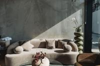  פינת ישיבה - ספא אלמרה