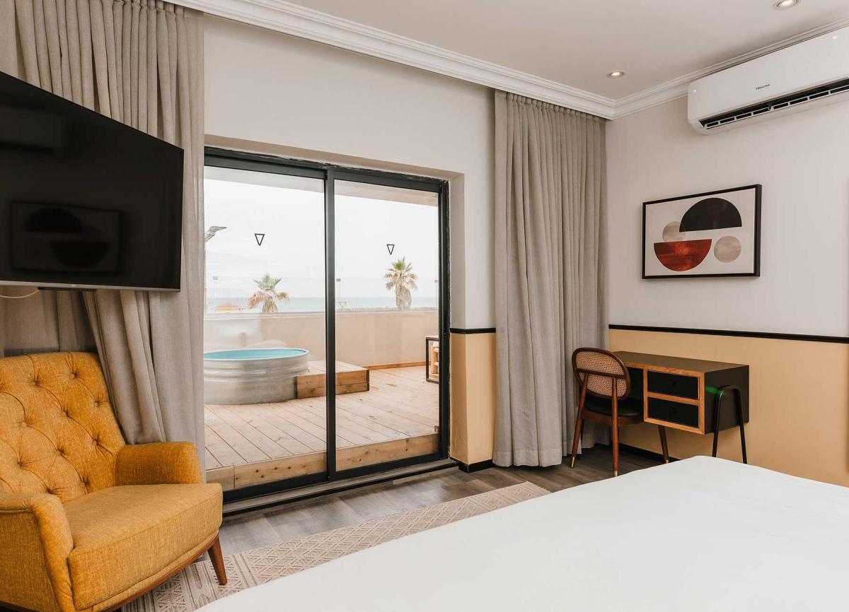   חדר לינה זוגי עם שכשוכית - מלון סבן סיז 