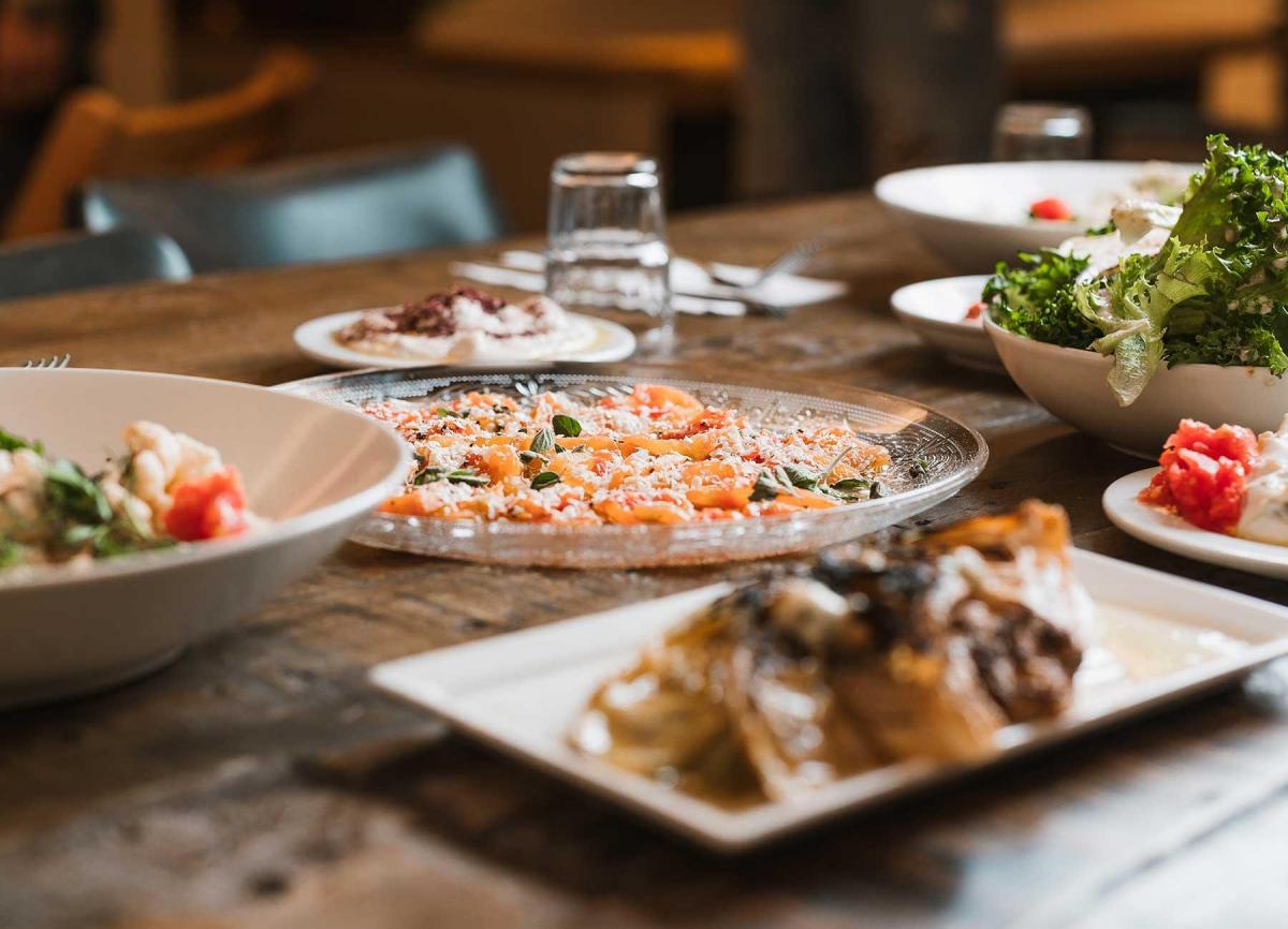  ארוחת בוקר - מלון סבן סיז