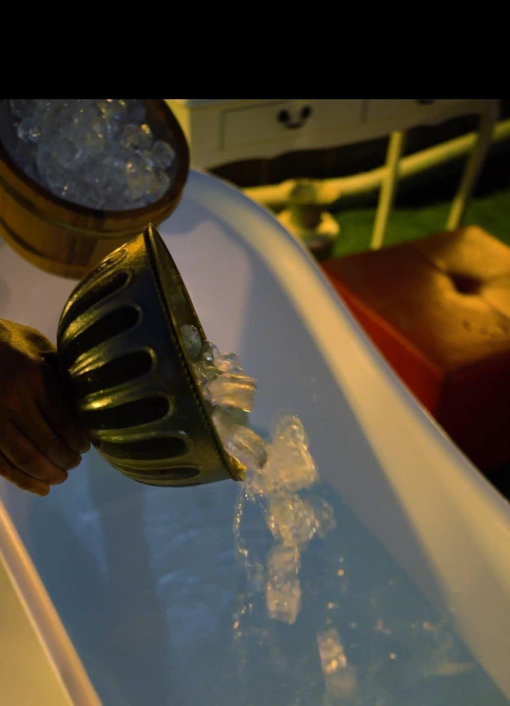  אמבט מלחים - פרינס ספא