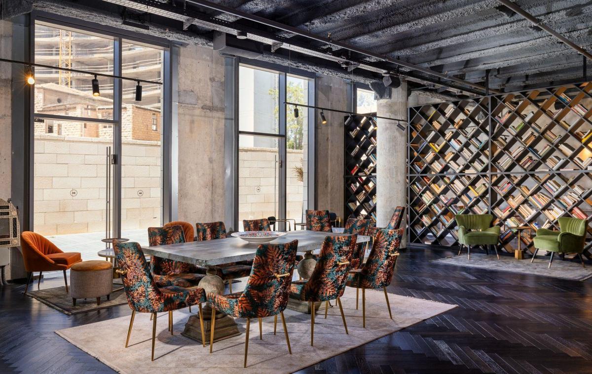 פינת ישיבה - ספא מחנה יהודה 