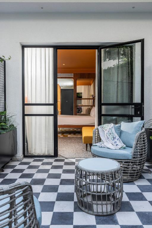  פינה ישיבה חיצונית - ספא במלון 1935