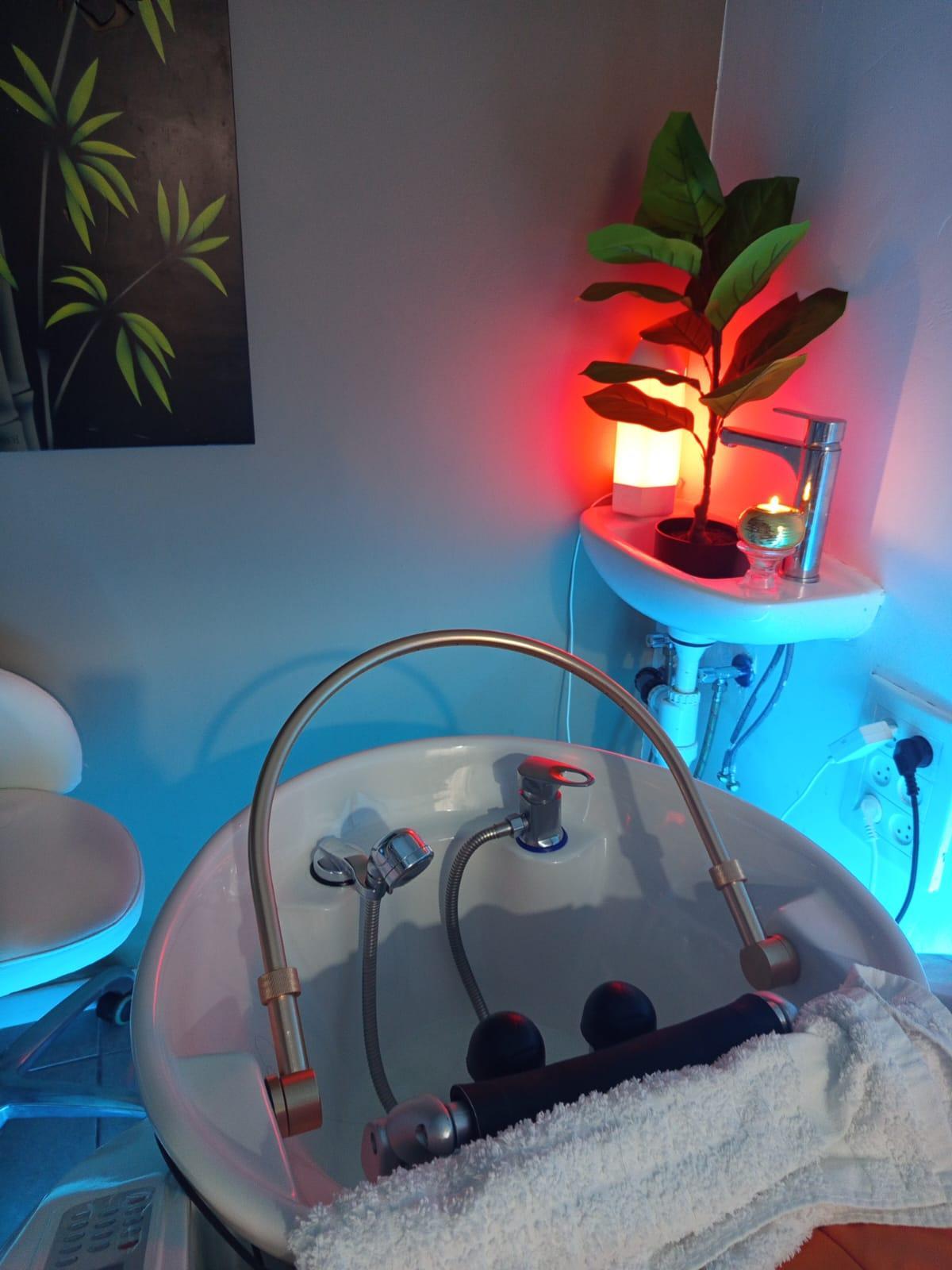  מיטת טיפול ספא ראש יפני - אלפא קליניק