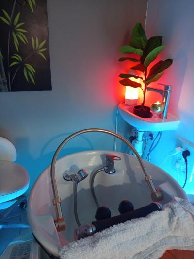 חבילת ליחיד הכוללת עיסוי ראש יפני למשך 50 דקות