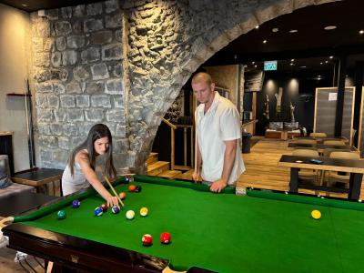 חבילת ספא זוגית הכוללת עיסוי למשך 45 דקות וכניסה למתקני הספא	