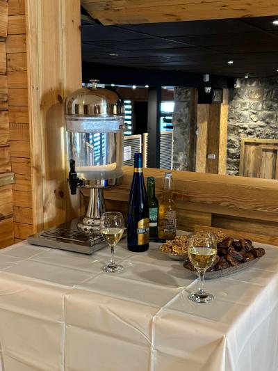 חבילת ספא ליחיד הכוללת עיסוי למשך 45 דקות, ארוחת בוקר וכניסה למתקני הספא	