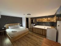  חדר שינה - ספא גלילי