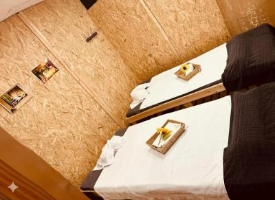 A package for two that includes a professional Thai massage for 45 minutes. 