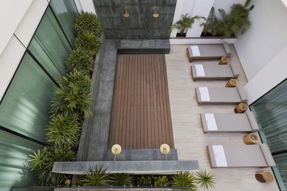  מתחם ישיבה חיצוני - ספא איסלה 