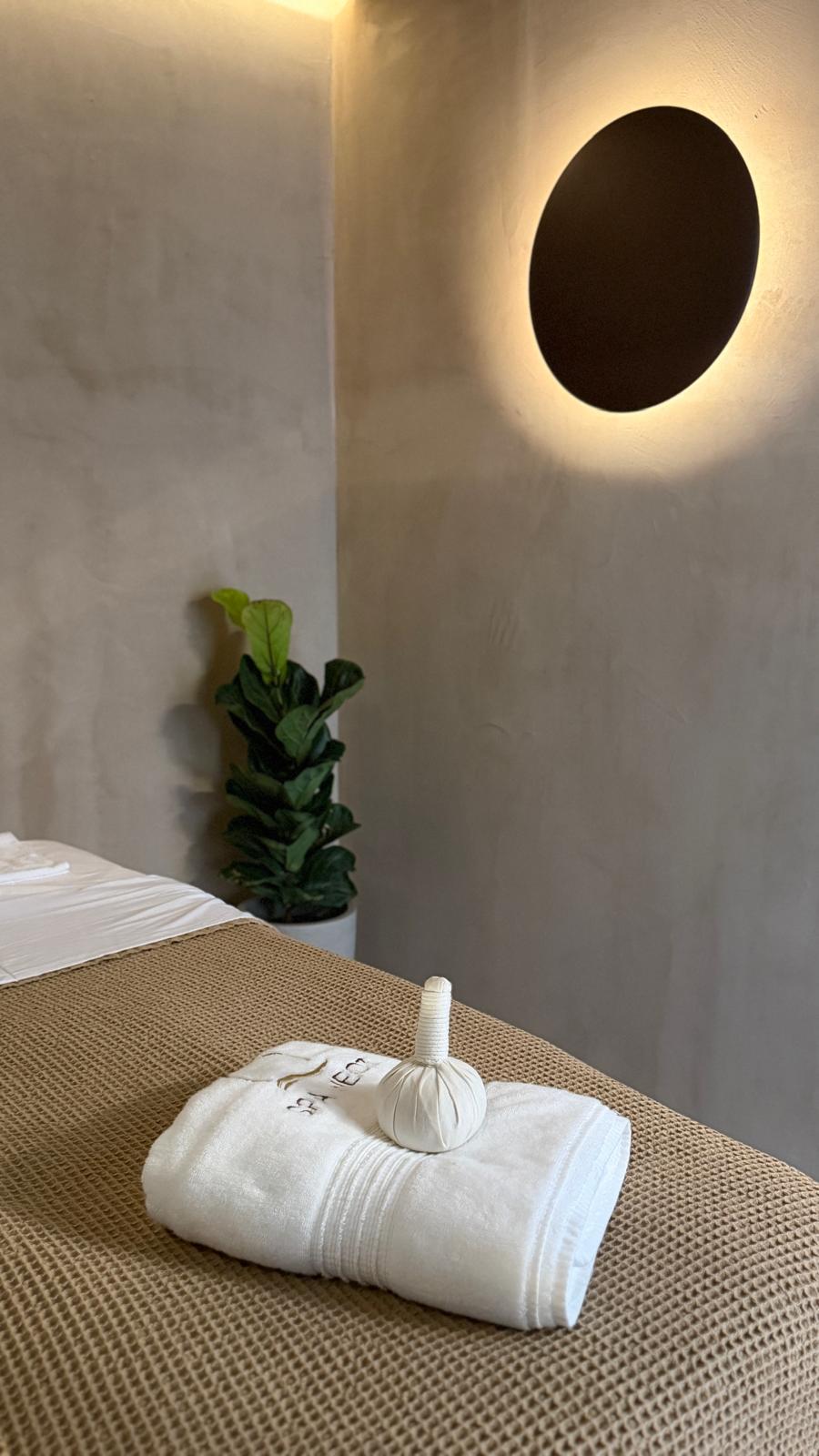    חדר עיסוים - ספא נאות