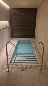   בריכה מחוממת -ספא קסיה 