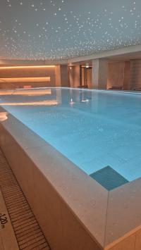  בריכה פנימית  - ספא קסיה 